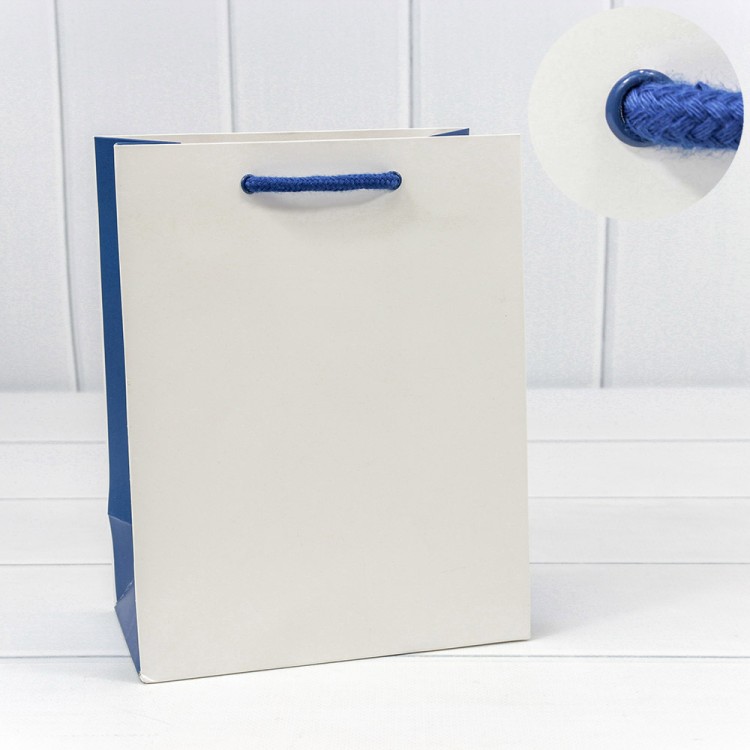 Пакет подарочный Белый/Синий 18*23*10 230г 1/20 1/160 Арт: 228E