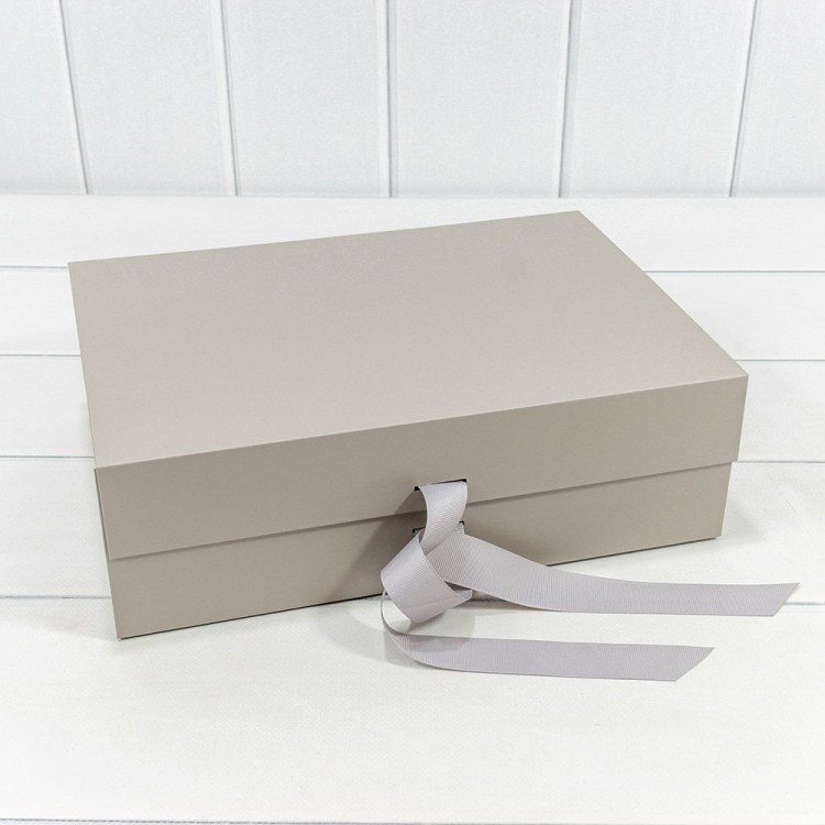 Коробка Прямоугольная 36*26*12 складная на магнитах Серый 1/32 Арт: 721359/1972