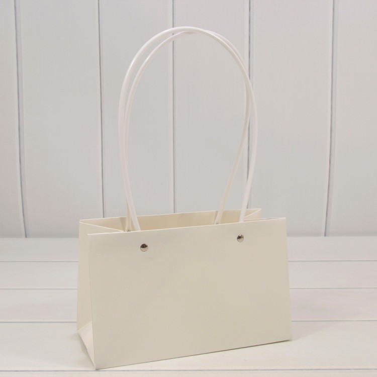 Пакет подарочный "Ваза для цветов" 22*10,5*13,5 Белый 1/10 1/250 Арт: 000586EA/1