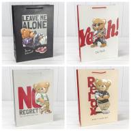 Пакет подарочный с тиснением "Мишки" (микс 109) 30*41,5*12 210г 1/20 1/80 Арт: 000109A - Пакет подарочный с тиснением "Мишки" (микс 109) 30*41,5*12 210г 1/20 1/80 Арт: 000109A